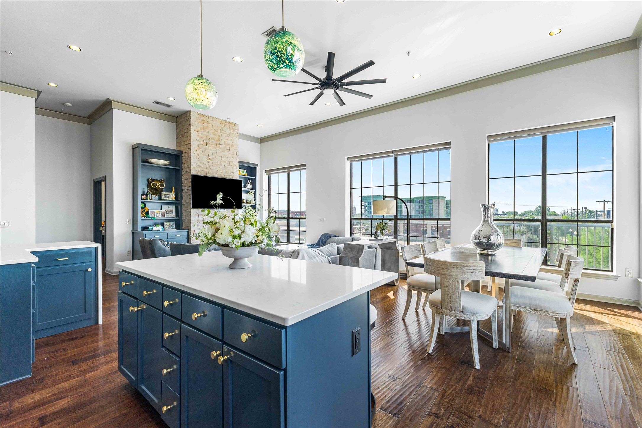 330 Austin Avenue Waco TX 76701