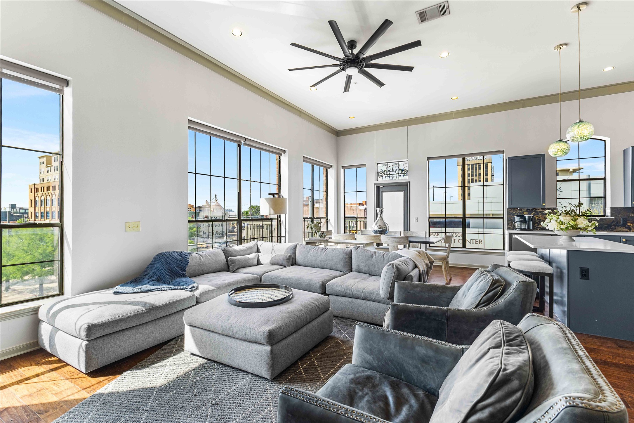 330 Austin Avenue Waco TX 76701