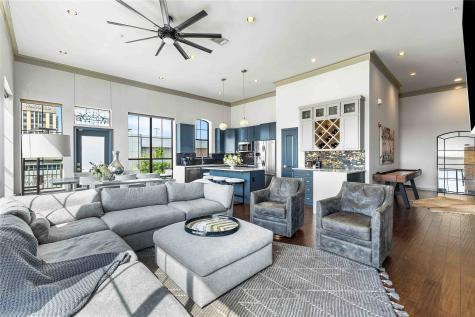 330 Austin Avenue Waco TX 76701
