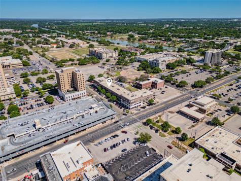 330 Austin Avenue Waco TX 76701