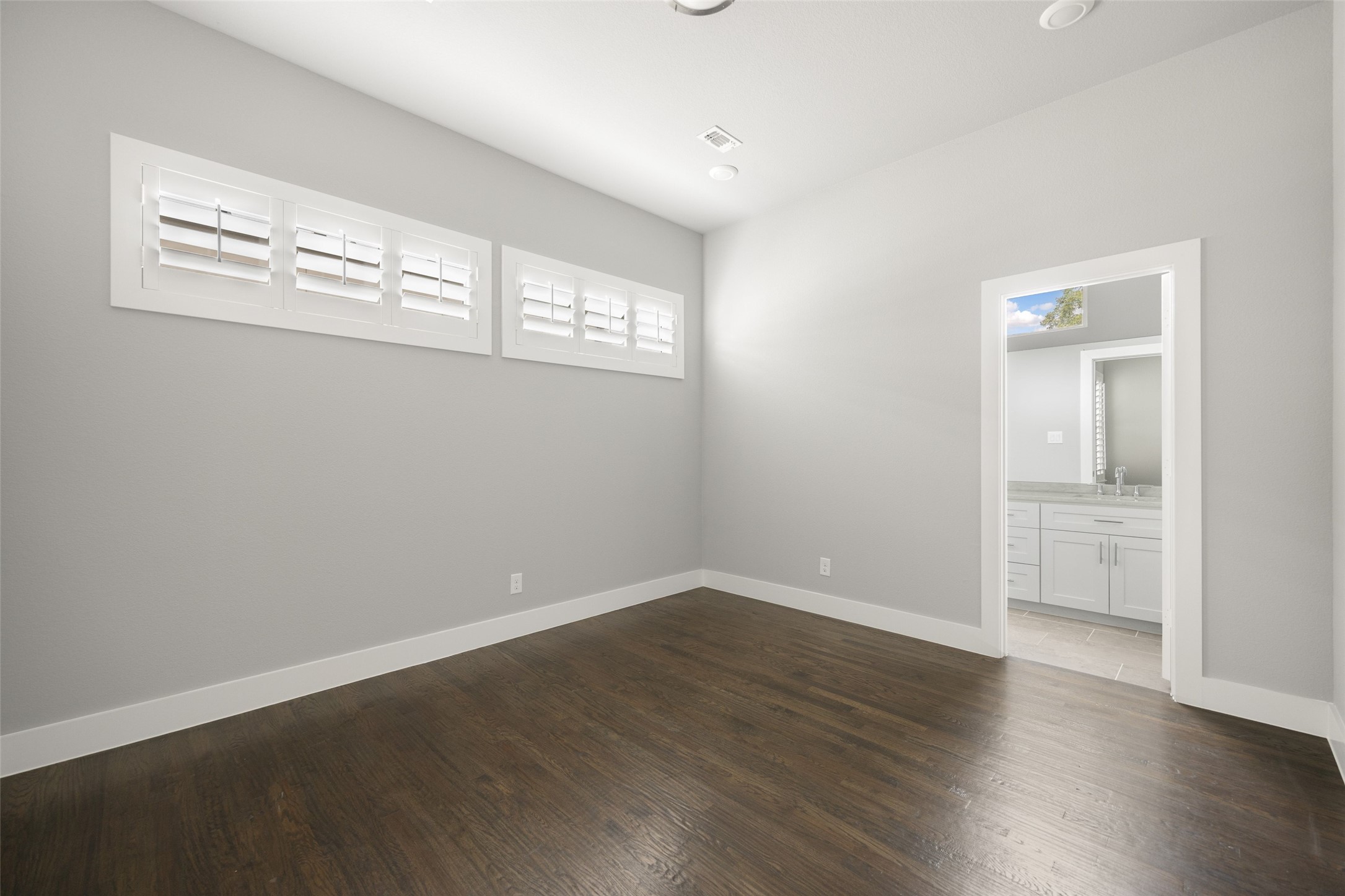 4226 Roseland Avenue Dallas TX 75204