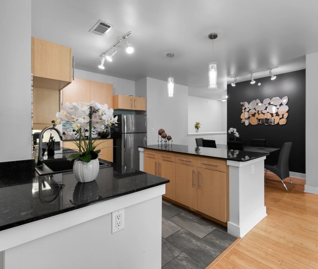 4414 Cedar Springs Road Dallas TX 75219