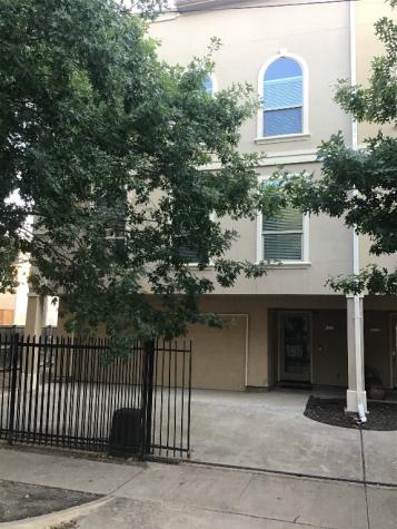3915 Congress Avenue Dallas TX 75219