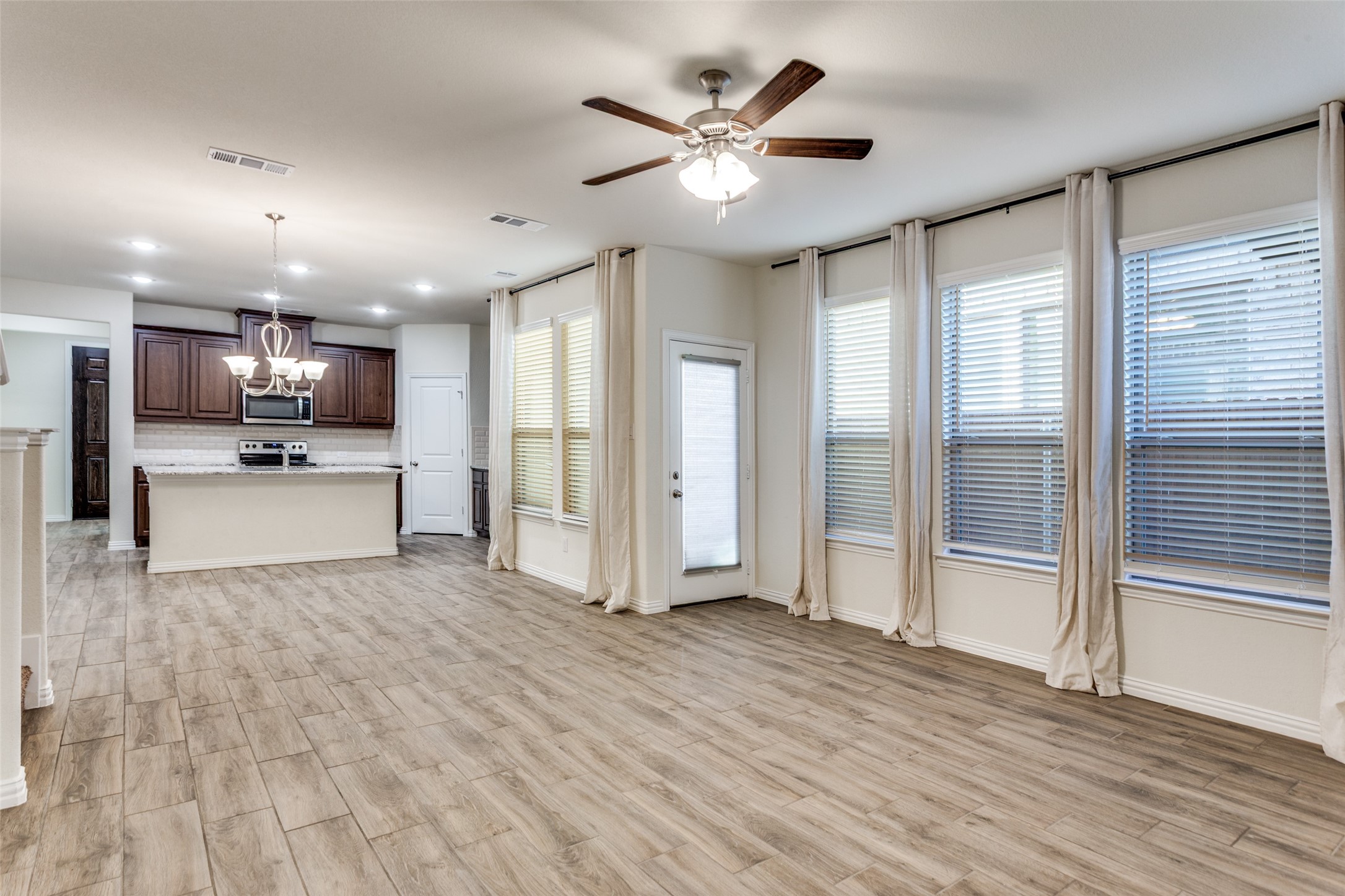 6712 Farsight Drive Fort Worth TX 76179