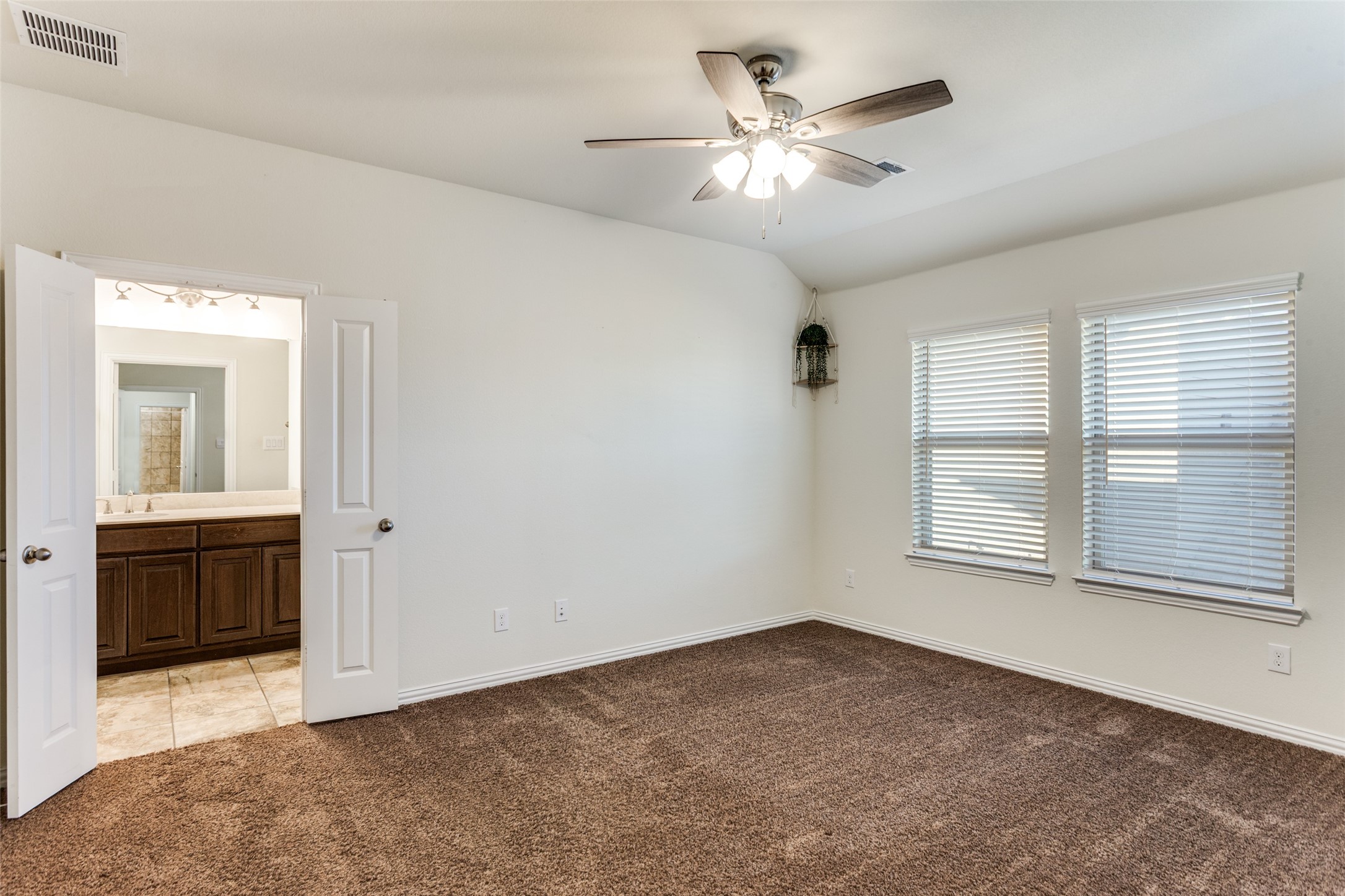 6712 Farsight Drive Fort Worth TX 76179