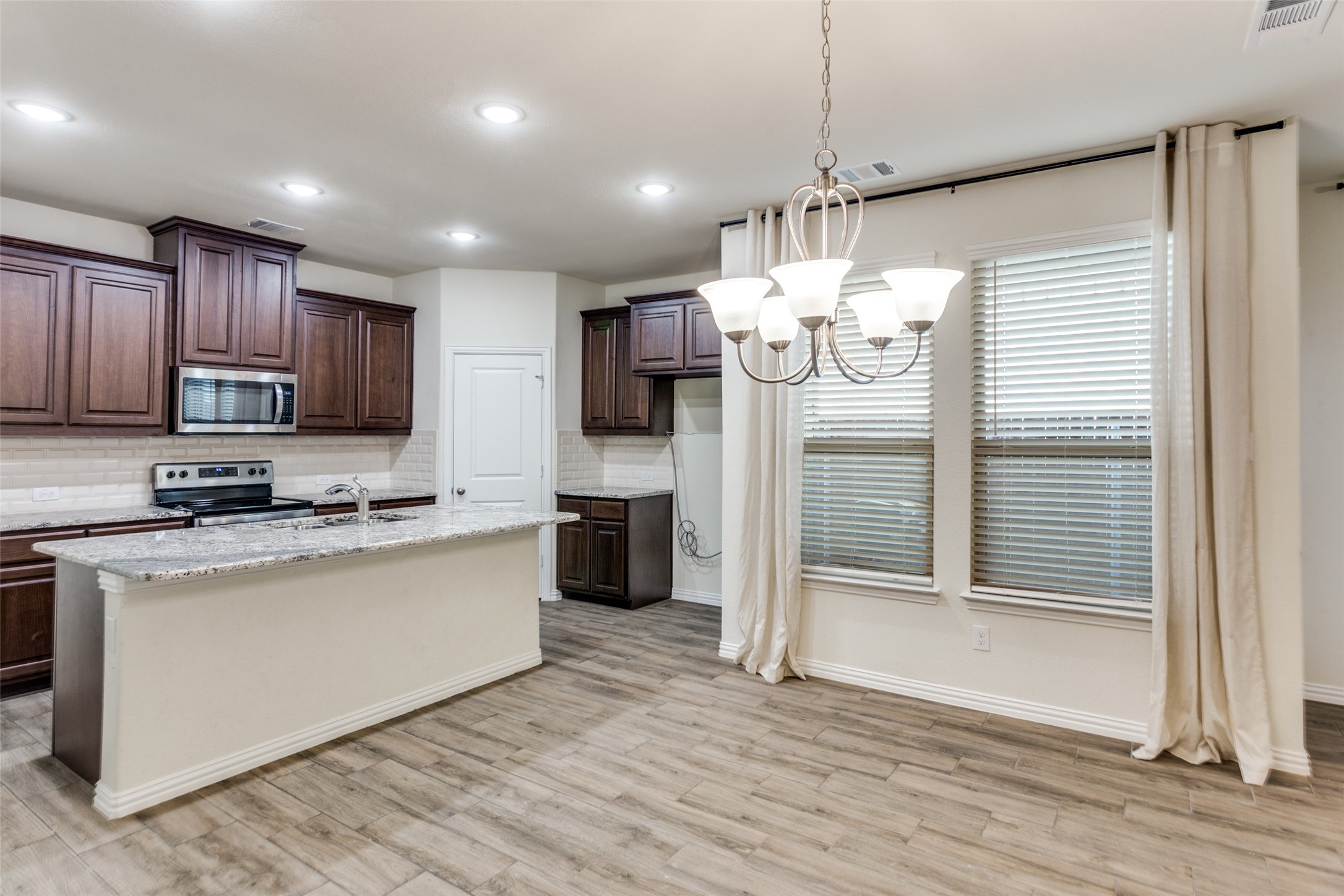 6712 Farsight Drive Fort Worth TX 76179