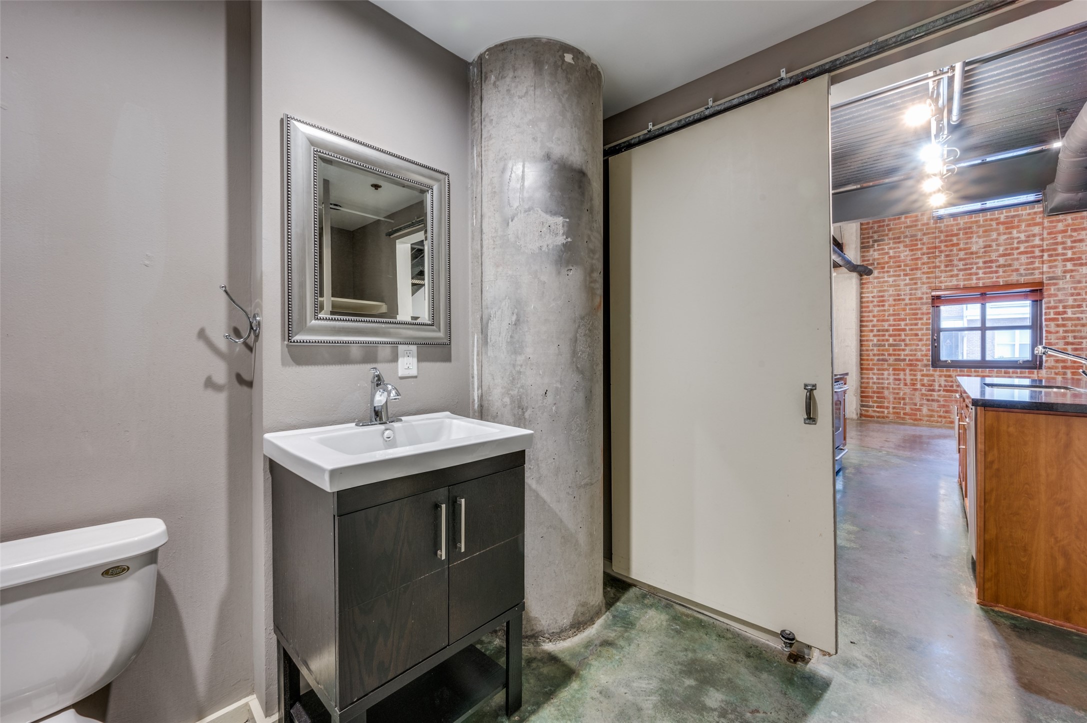 3110 Thomas Avenue Dallas TX 75204