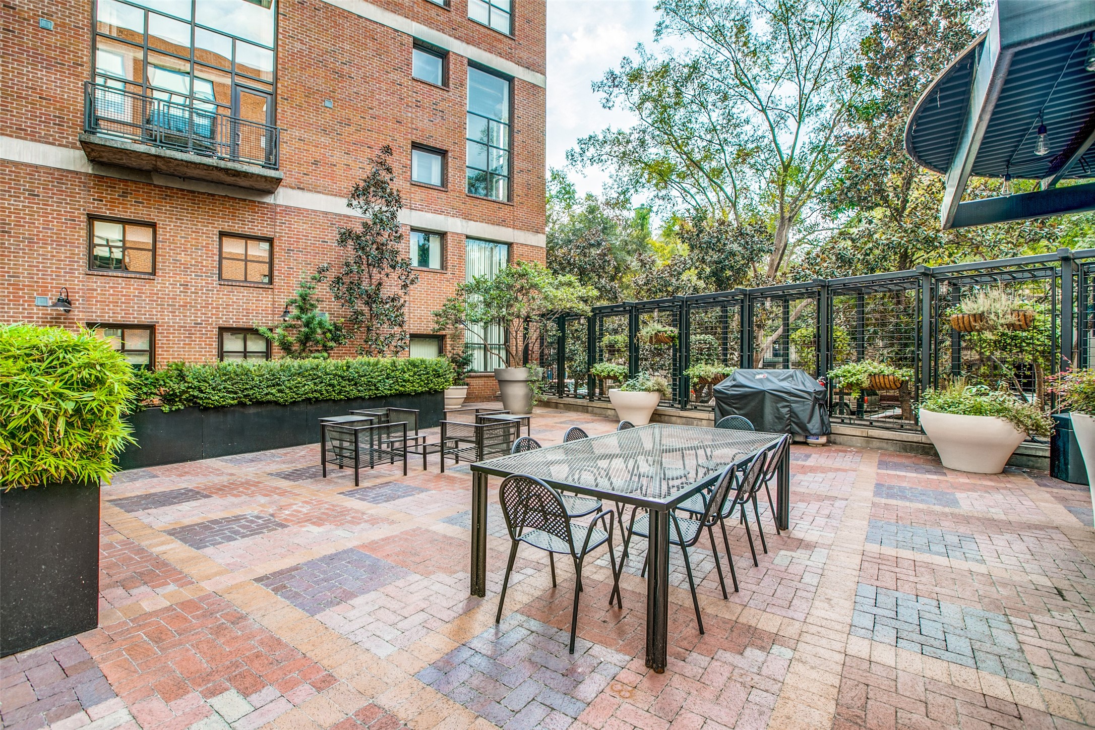 3110 Thomas Avenue Dallas TX 75204