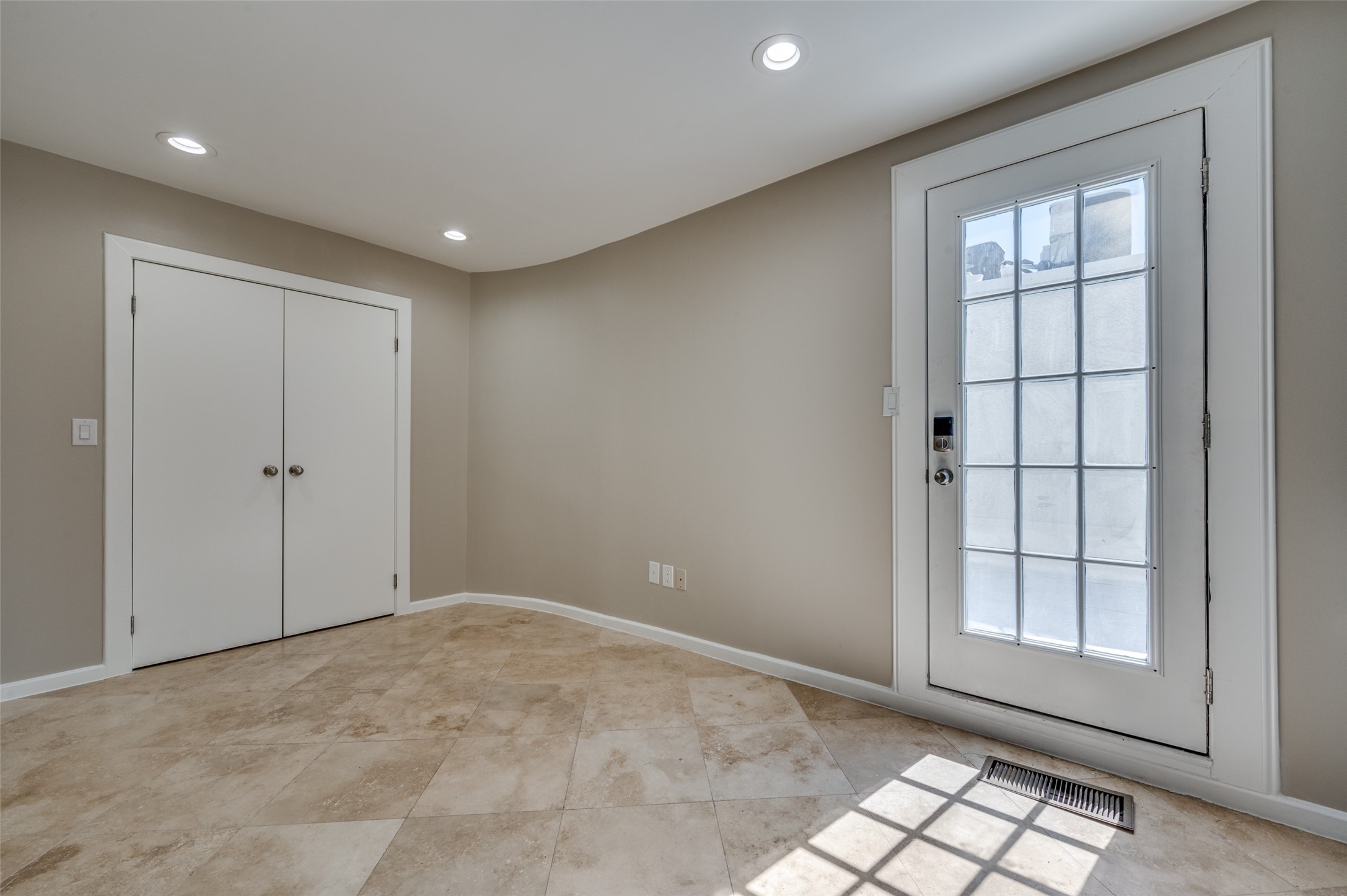 4130 Newton Avenue Dallas TX 75219