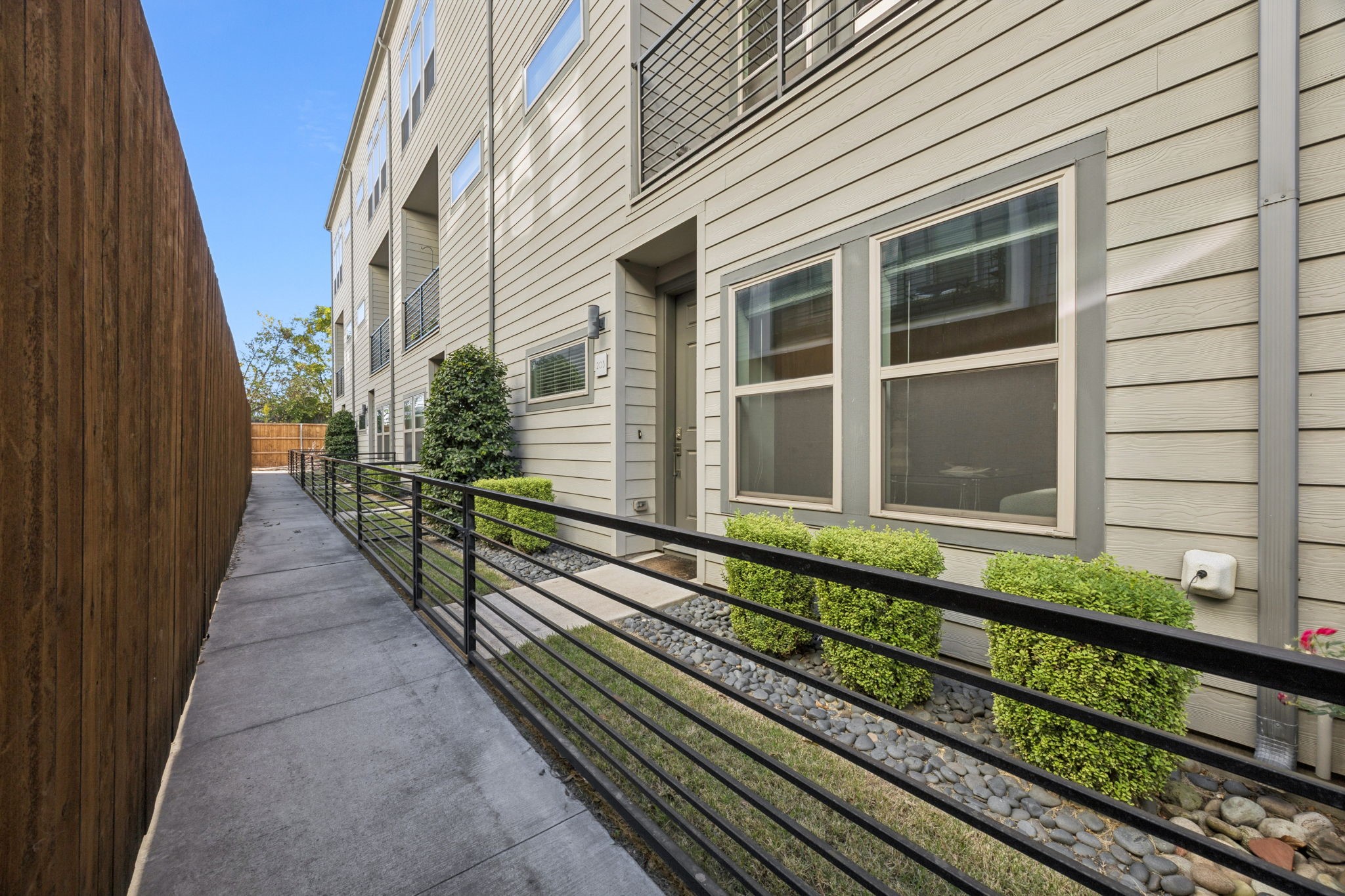 4226 Roseland Avenue Dallas TX 75204