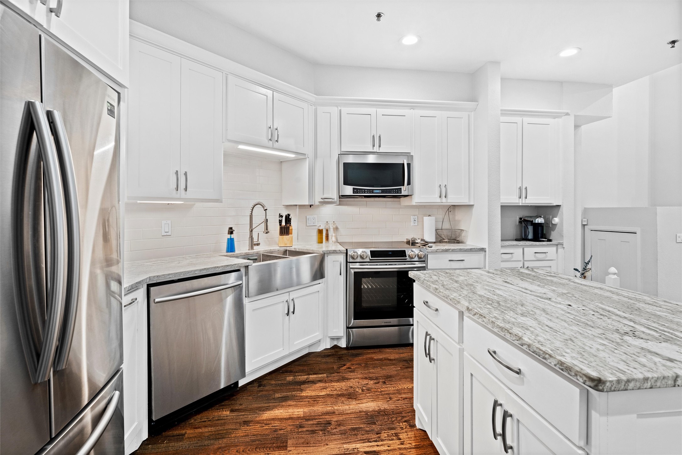 3235 Cole Avenue Dallas TX 75204