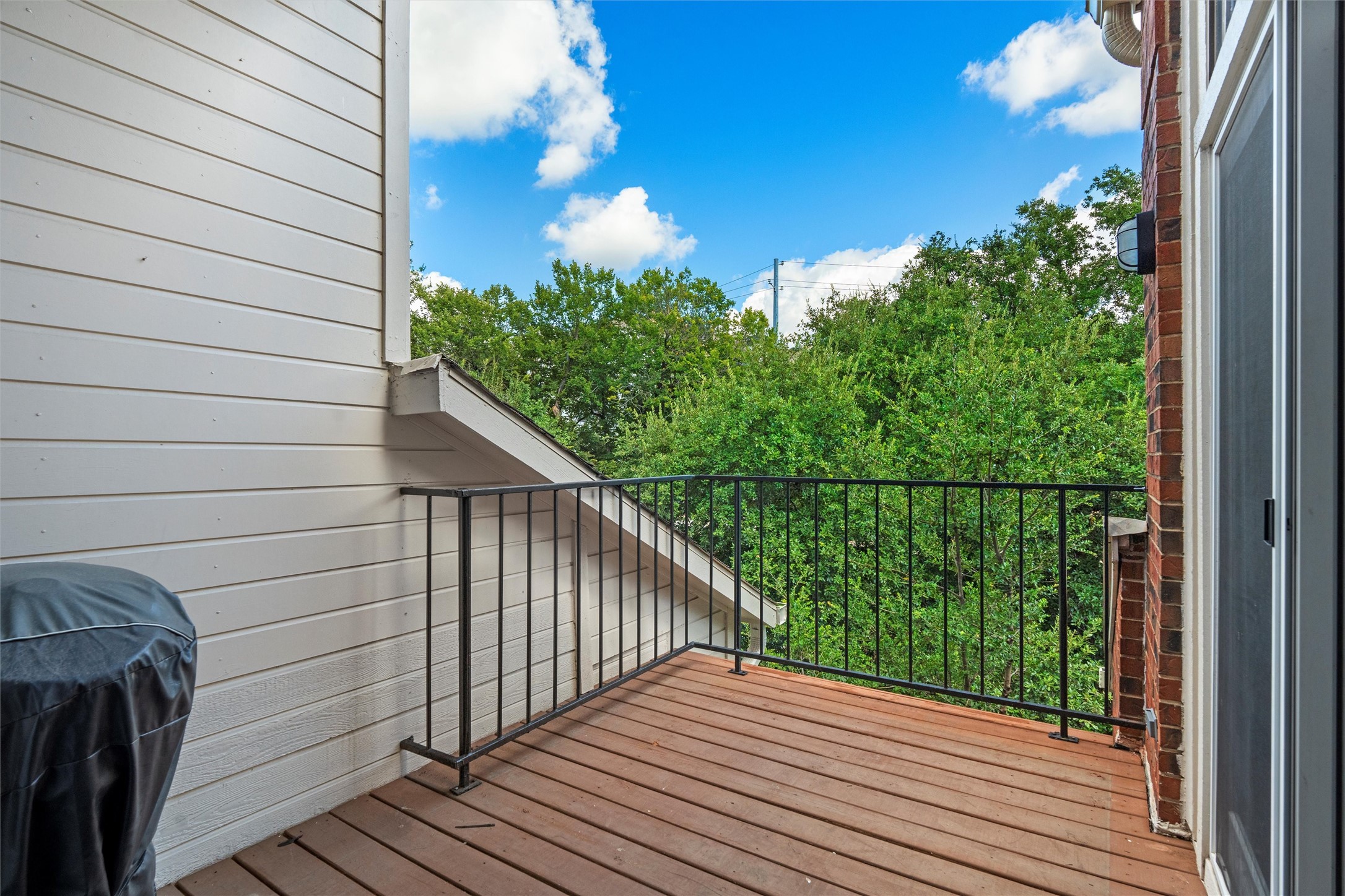 3235 Cole Avenue Dallas TX 75204