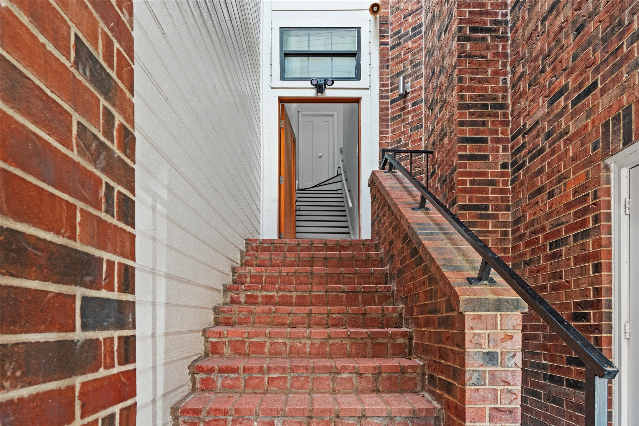 3235 Cole Avenue Dallas TX 75204