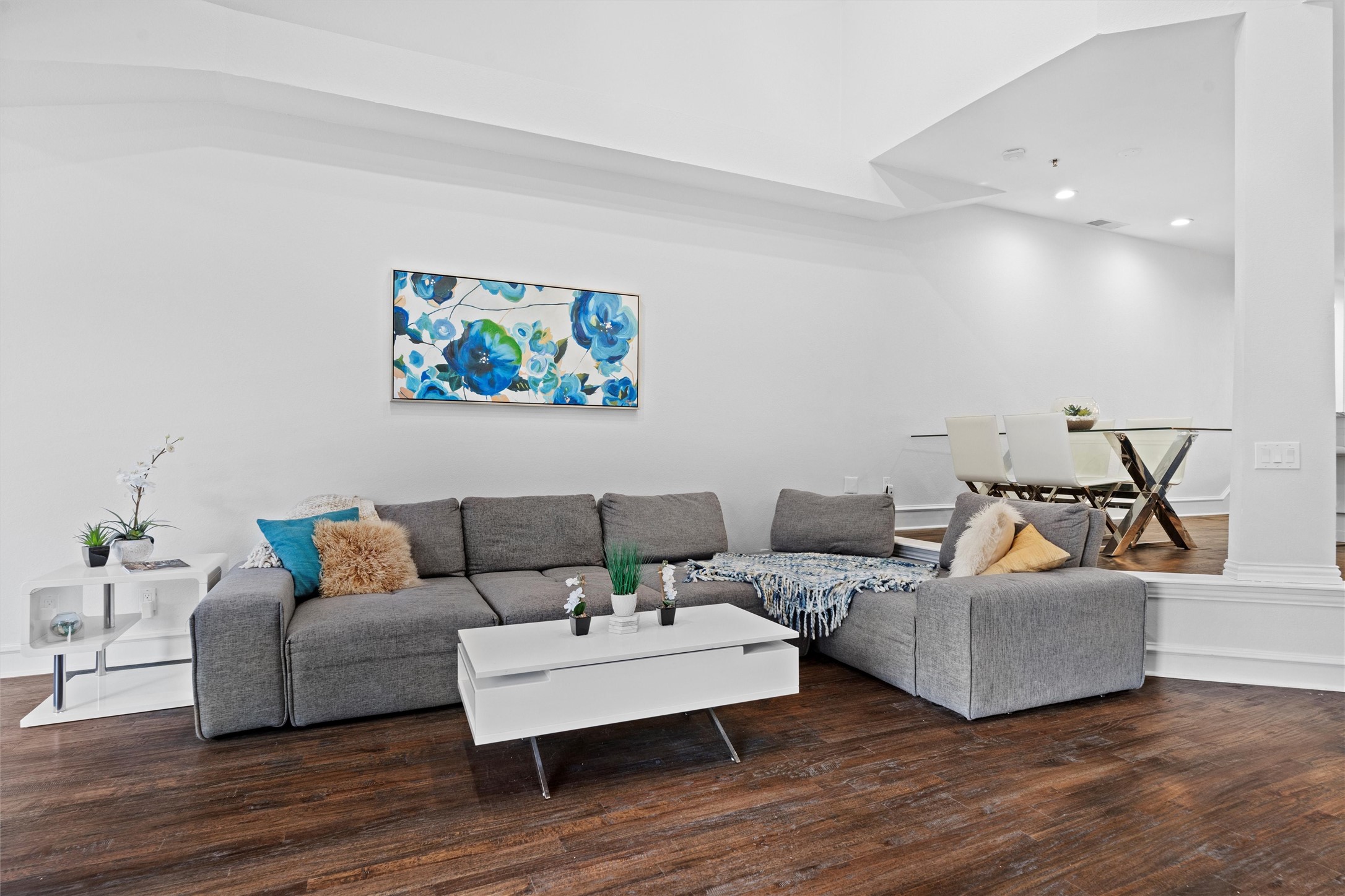 3235 Cole Avenue Dallas TX 75204