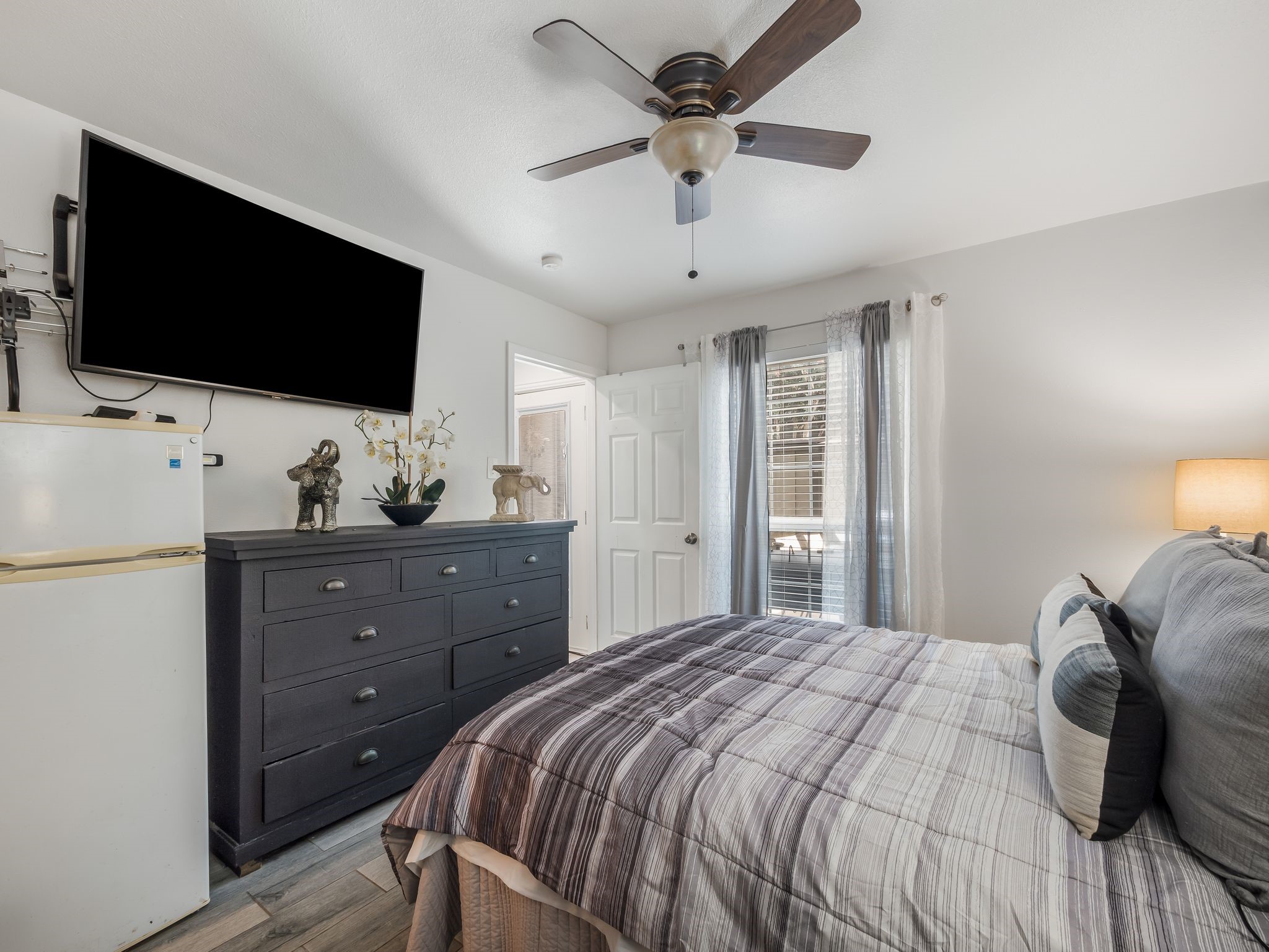 4655 Country Creek Drive Dallas TX 75236