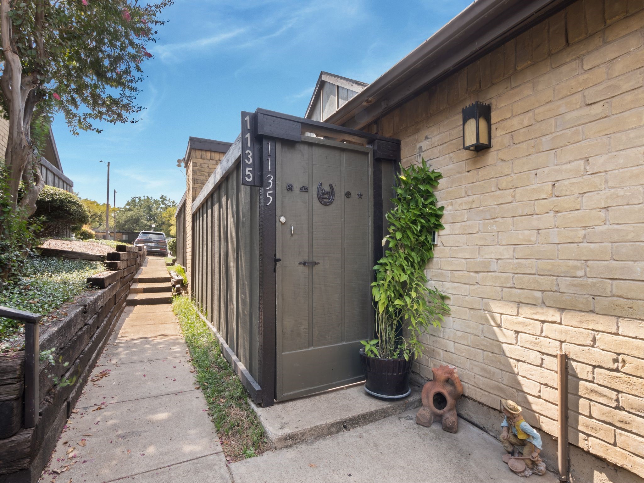 4655 Country Creek Drive Dallas TX 75236