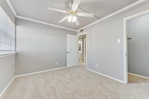 1809 E Grauwyler Road Irving TX 75061