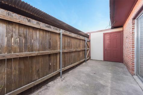 1809 E Grauwyler Road Irving TX 75061