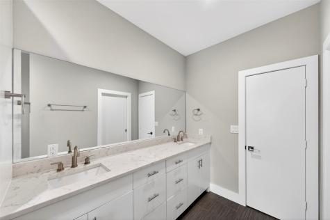 1914 California Drive Dallas TX 75204