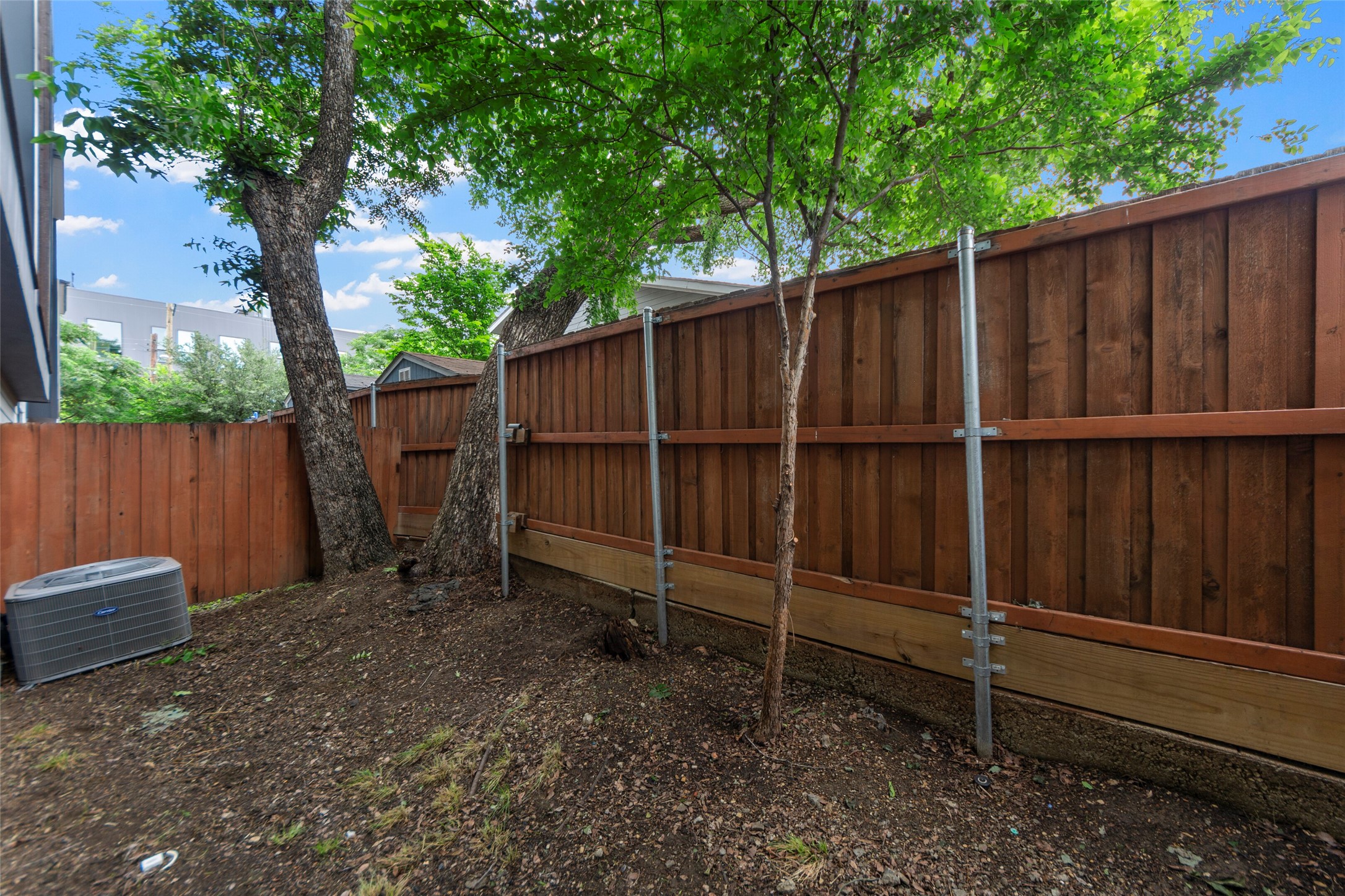 1914 California Drive Dallas TX 75204