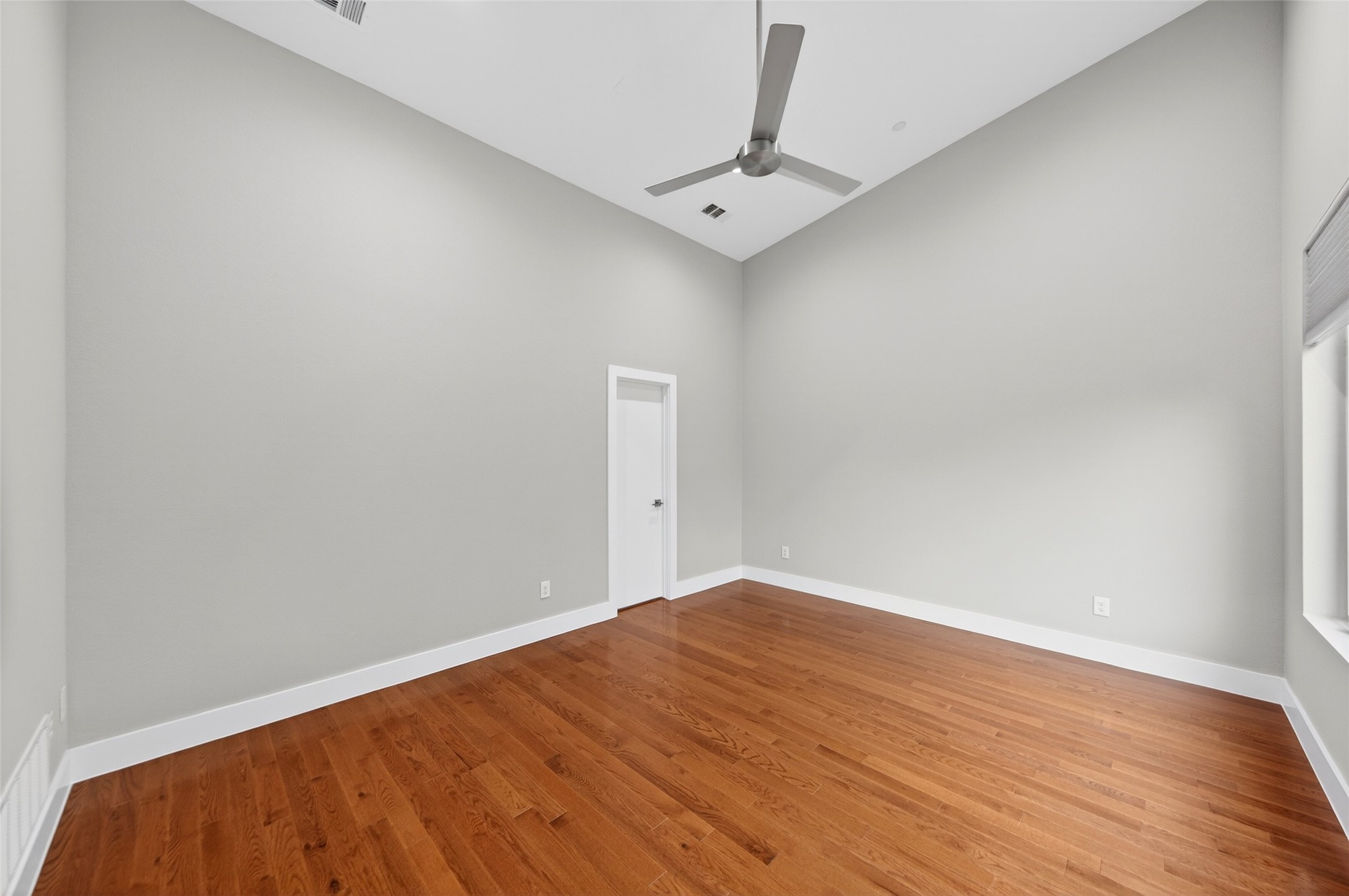 1914 California Drive Dallas TX 75204