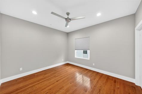 1914 California Drive Dallas TX 75204
