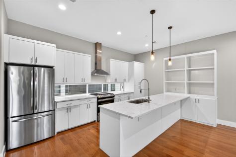1914 California Drive Dallas TX 75204