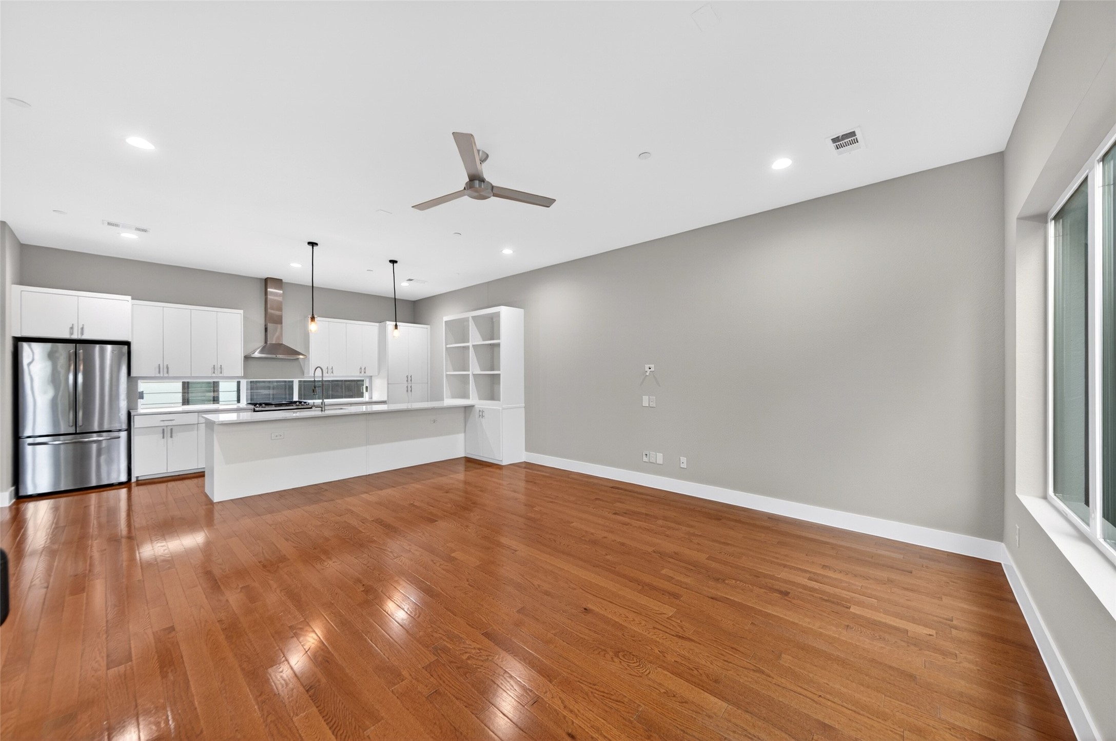 1914 California Drive Dallas TX 75204
