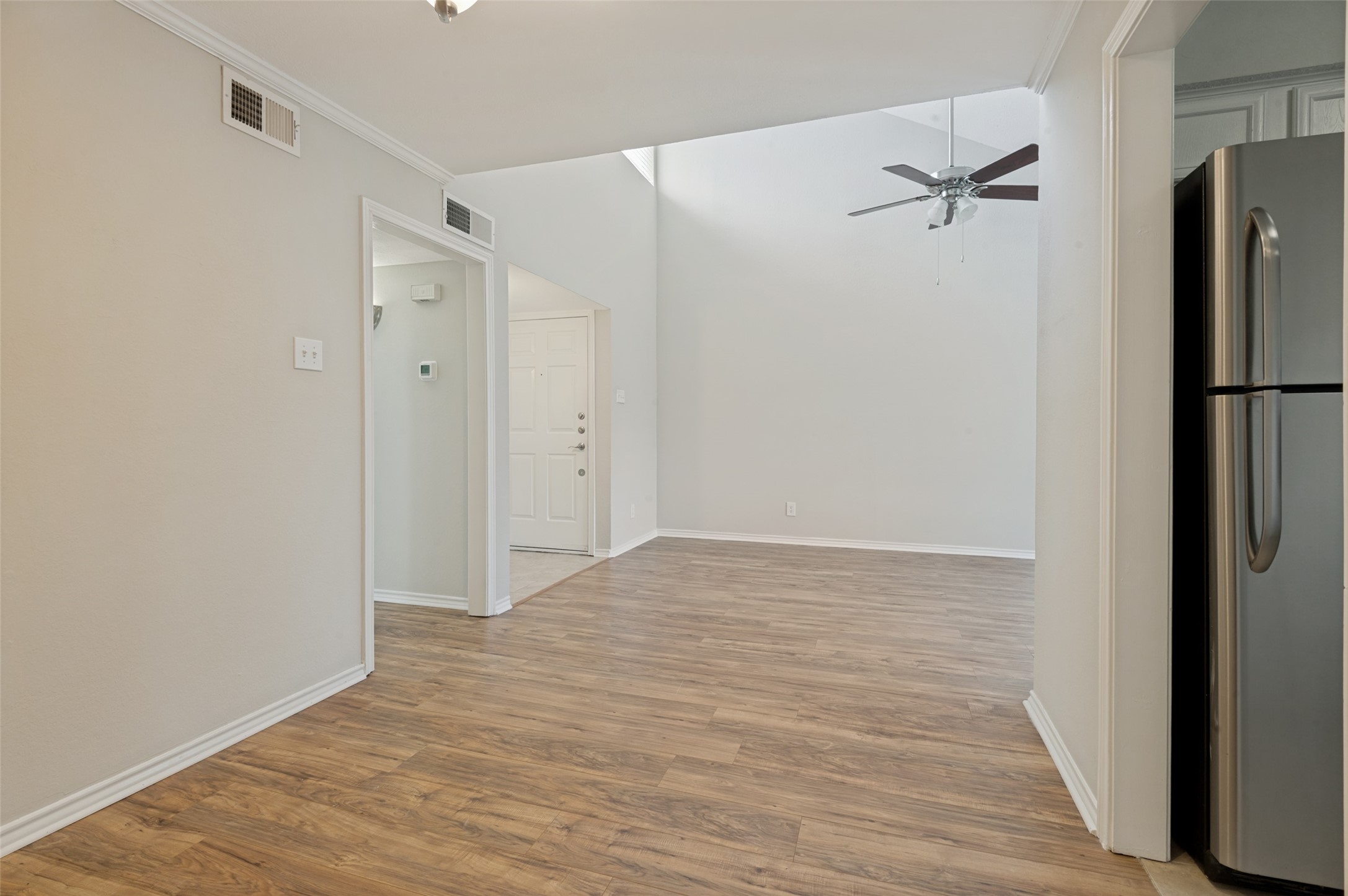 16301 Ledgemont Lane Addison TX 75001