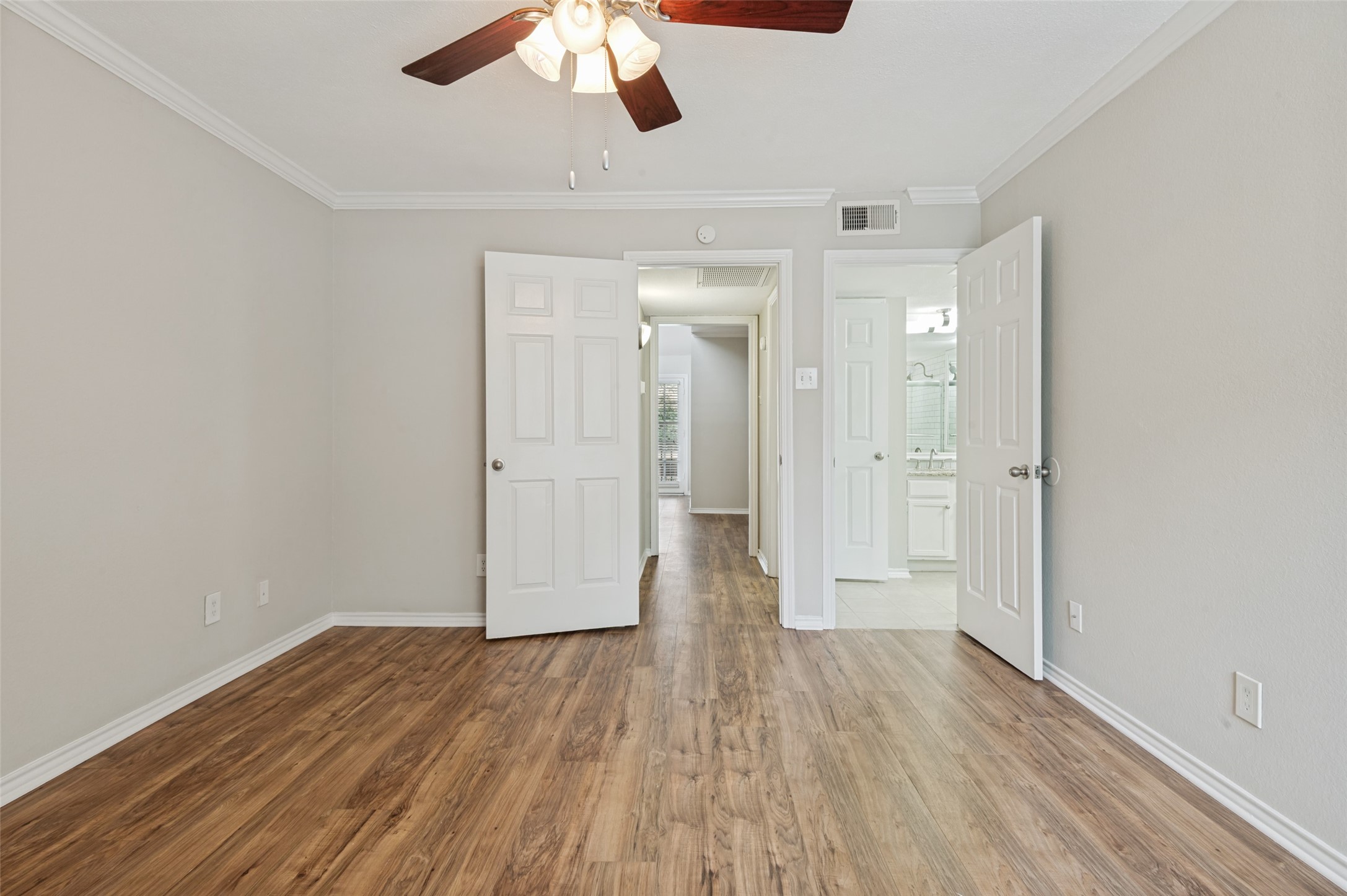 16301 Ledgemont Lane Addison TX 75001