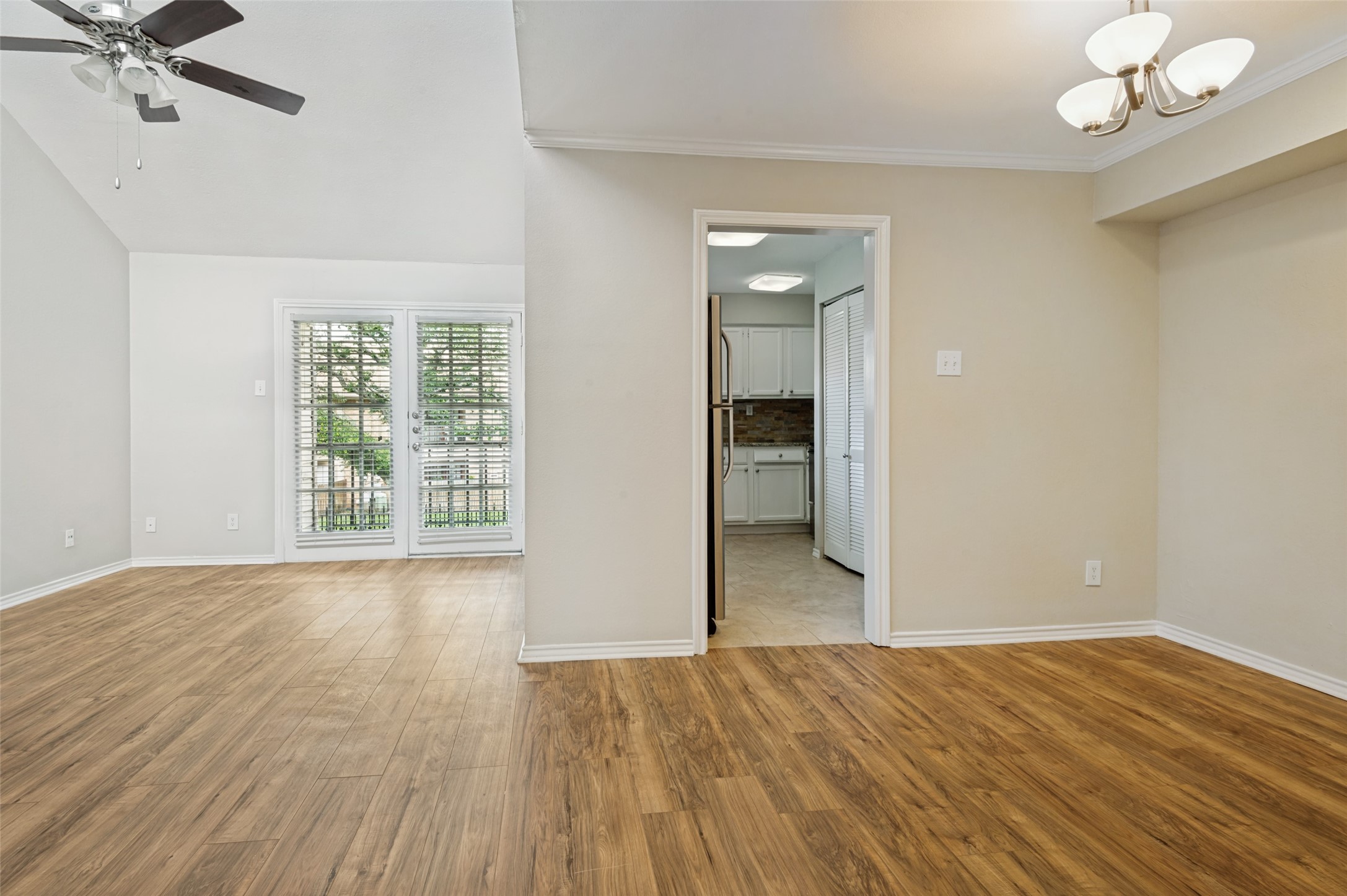 16301 Ledgemont Lane Addison TX 75001