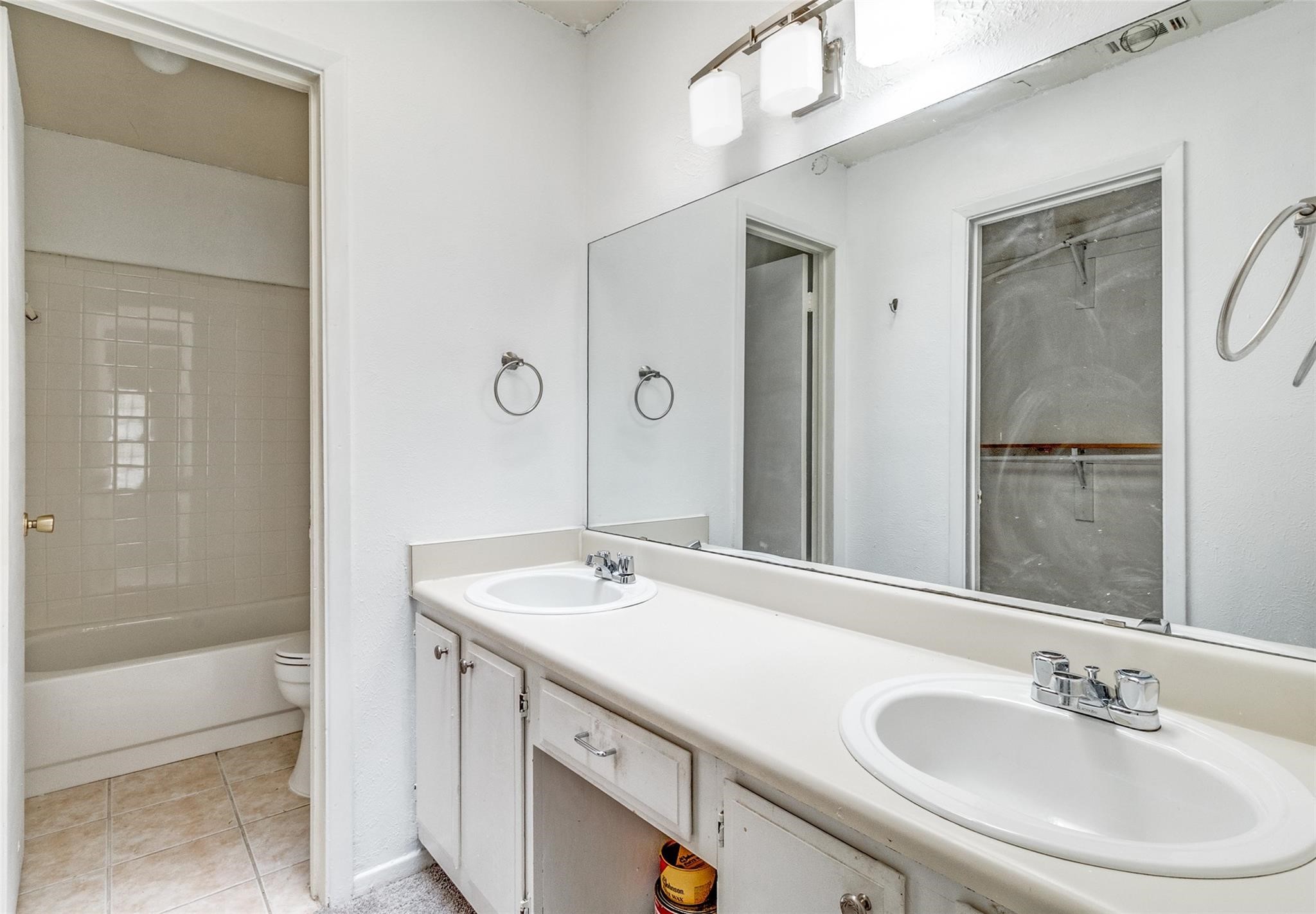 6646 E Lovers Lane Dallas TX 75214