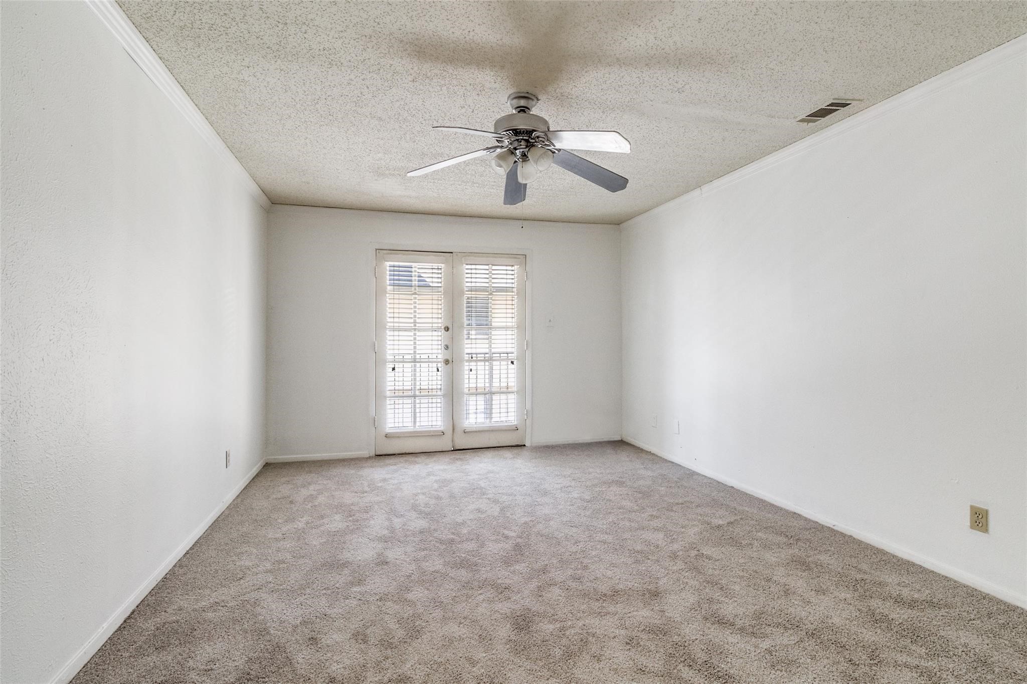 6646 E Lovers Lane Dallas TX 75214