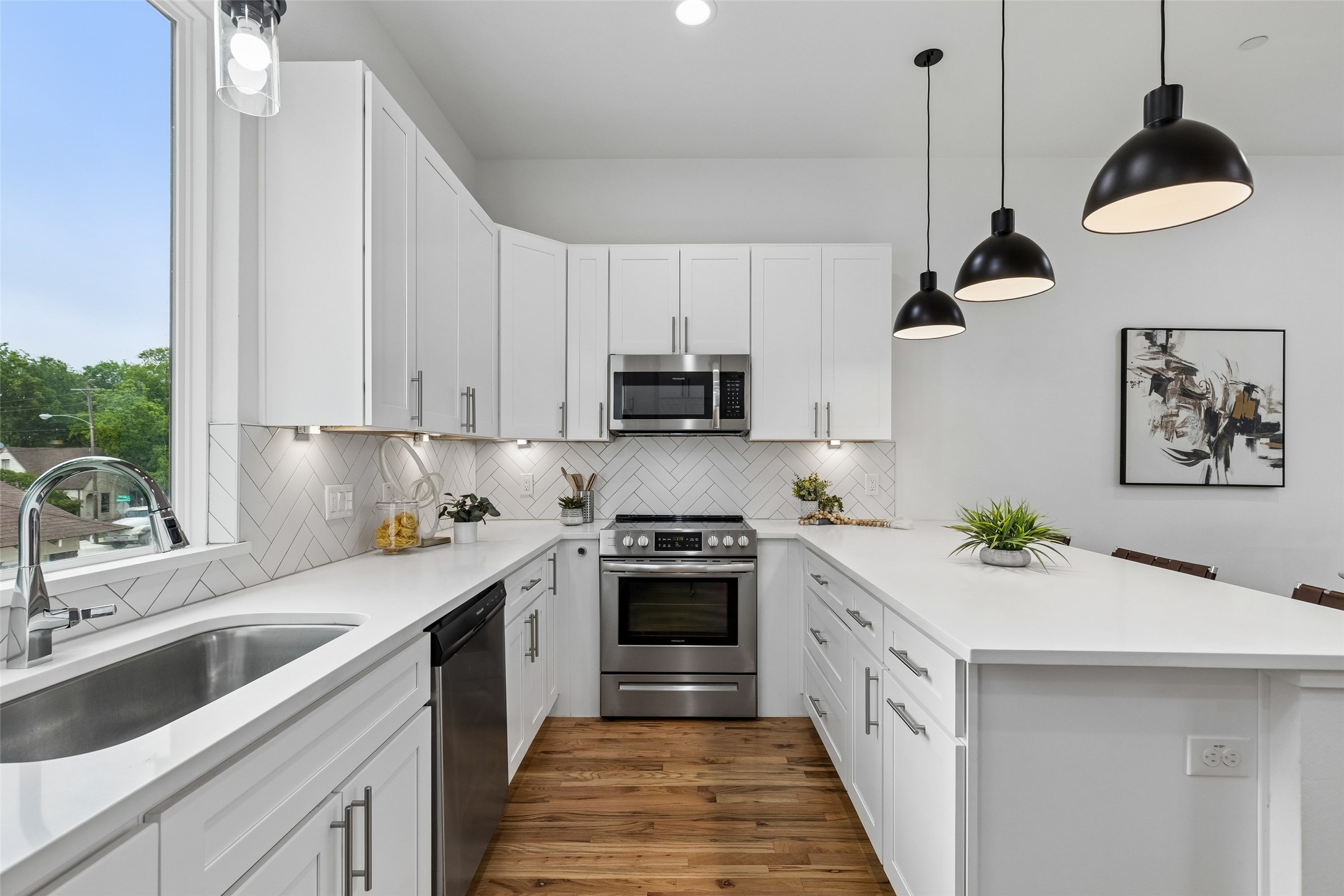 5647 Live Oak Street Dallas TX 75206
