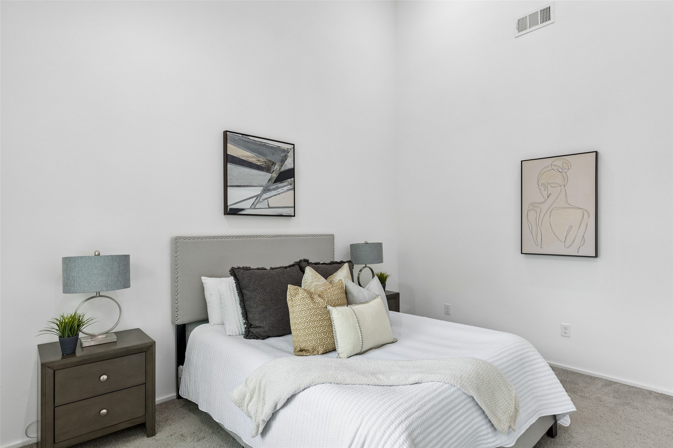 5647 Live Oak Street Dallas TX 75206
