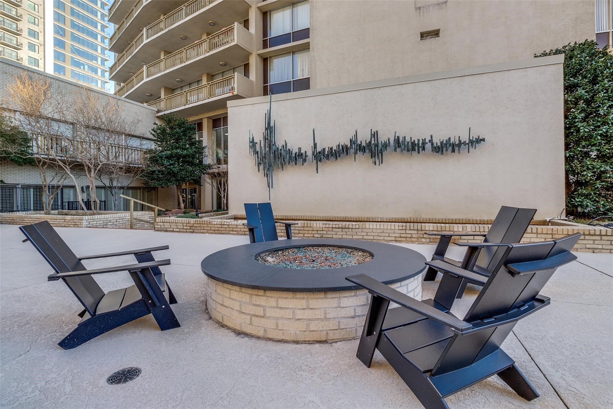 6211 W Northwest Highway Dallas TX 75225