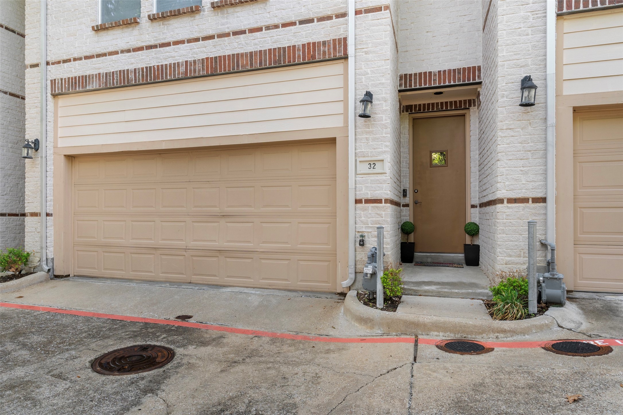 4830 Cedar Springs Road Dallas TX 75219