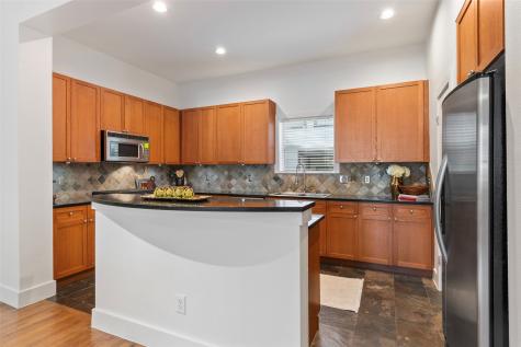 4830 Cedar Springs Road Dallas TX 75219