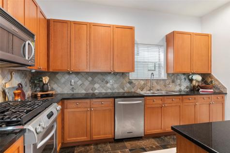 4830 Cedar Springs Road Dallas TX 75219