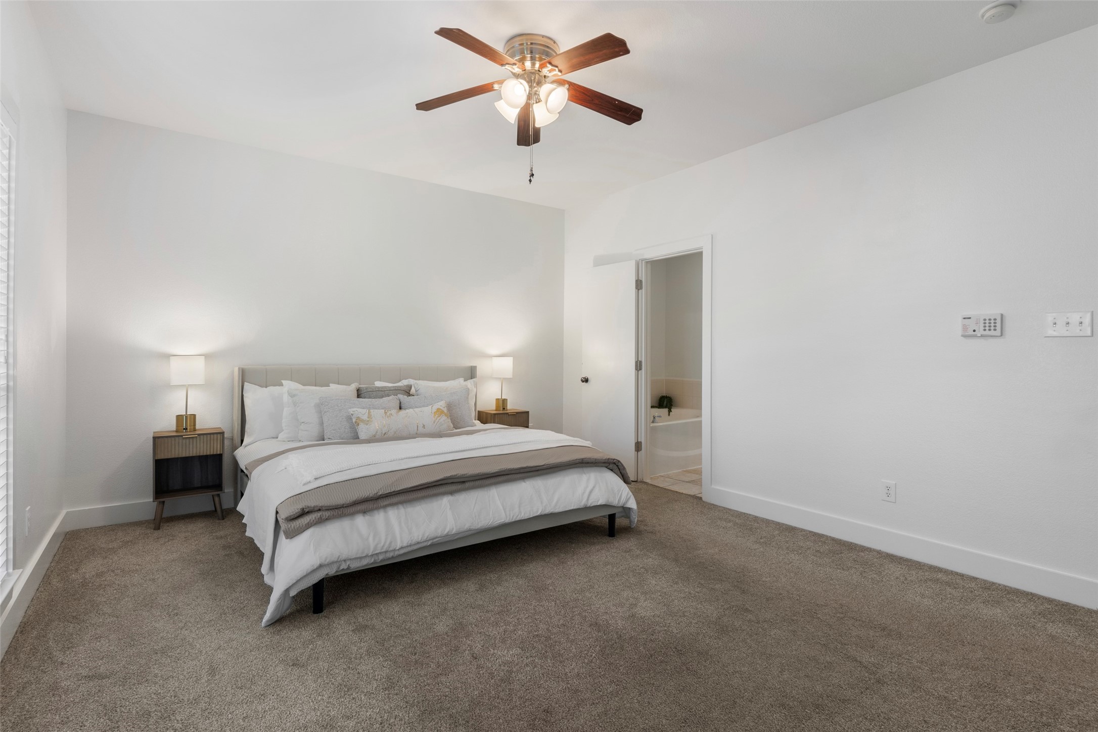 4830 Cedar Springs Road Dallas TX 75219