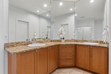 4830 Cedar Springs Road Dallas TX 75219