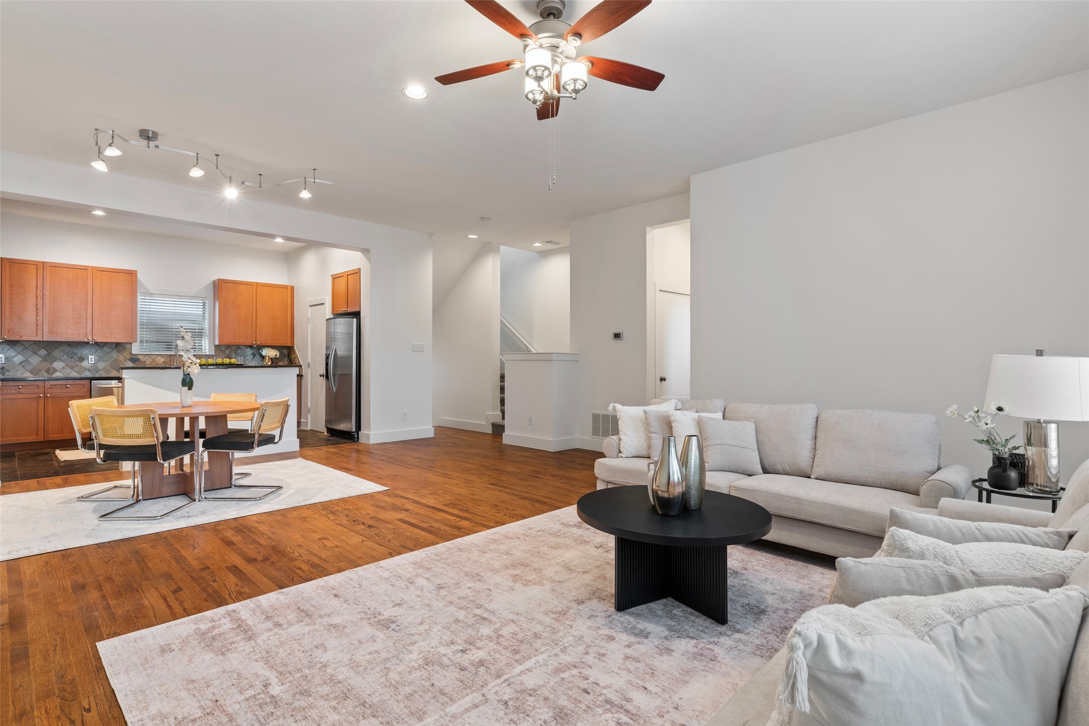 4830 Cedar Springs Road Dallas TX 75219