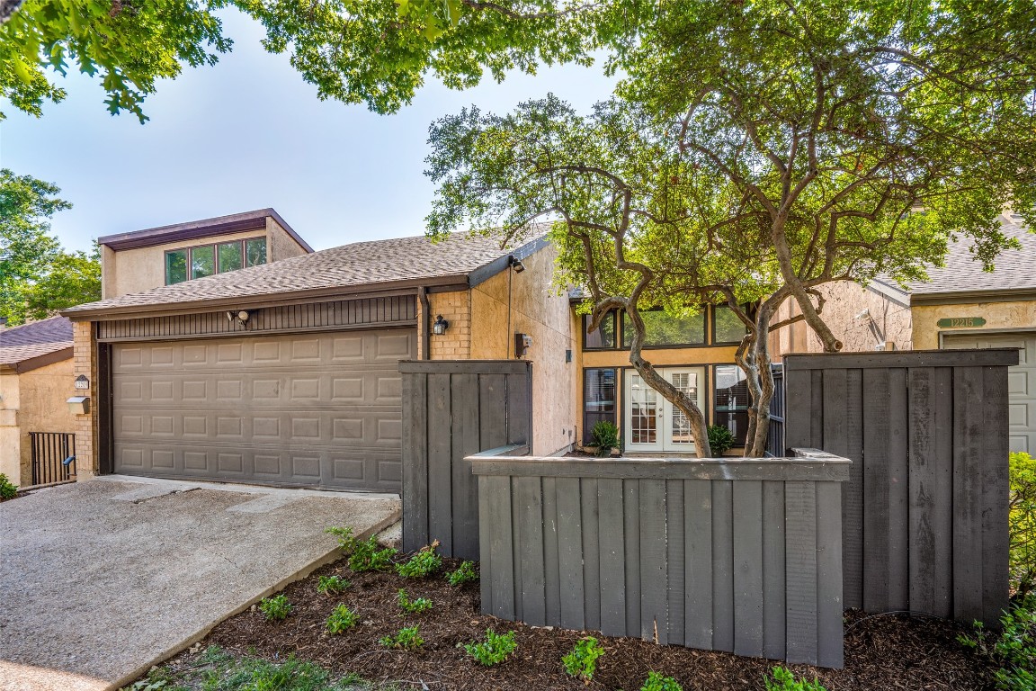 12209 Wightman Place Dallas TX 75243