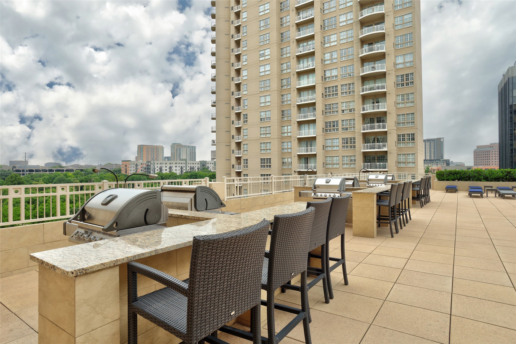 3225 Turtle Creek Boulevard Dallas TX 75219