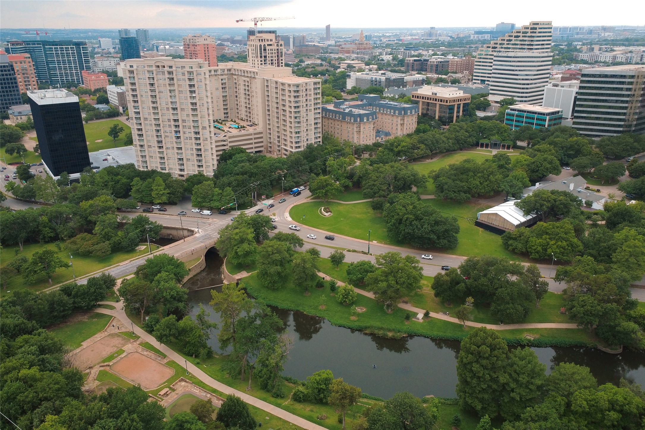 3225 Turtle Creek Boulevard Dallas TX 75219