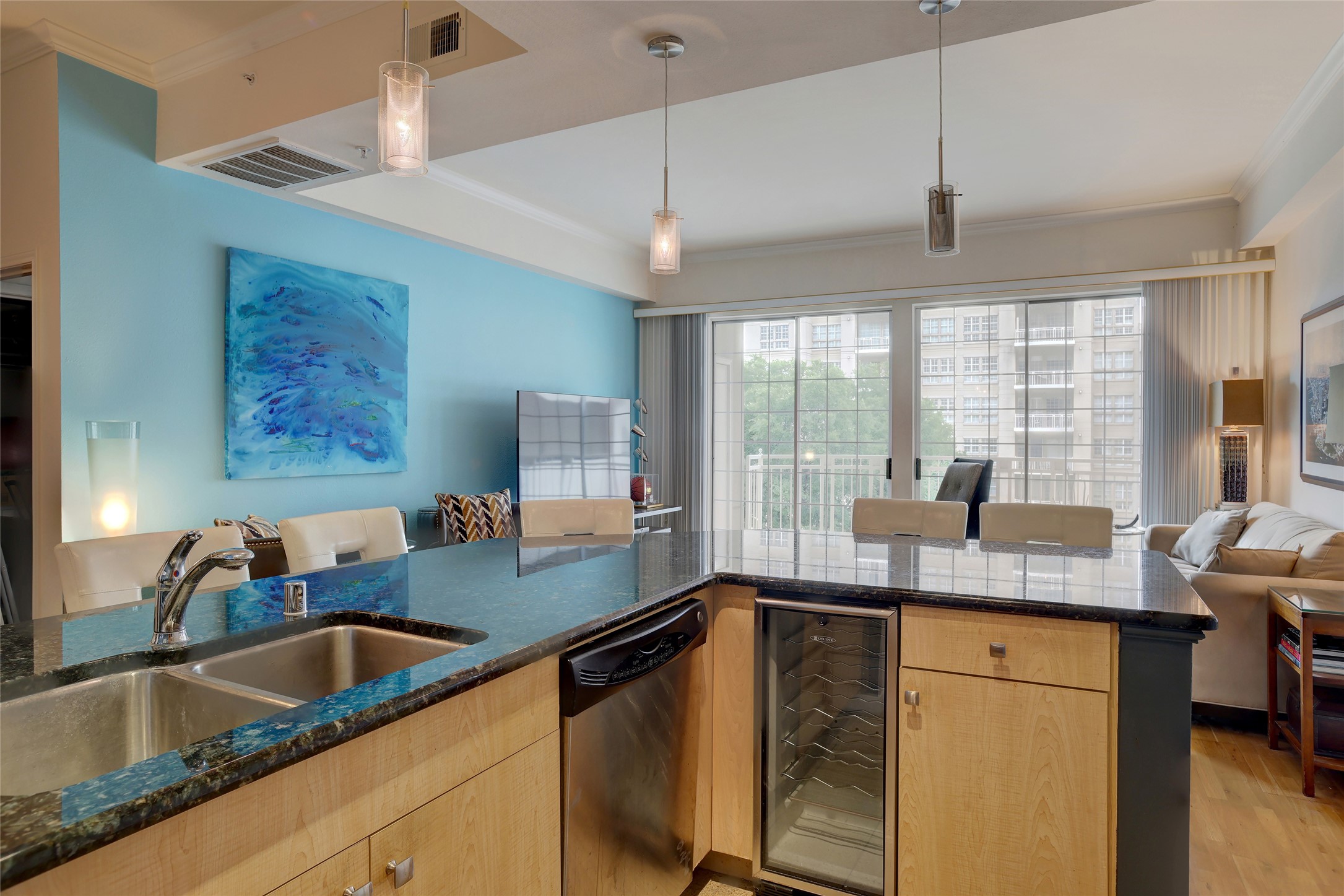 3225 Turtle Creek Boulevard Dallas TX 75219