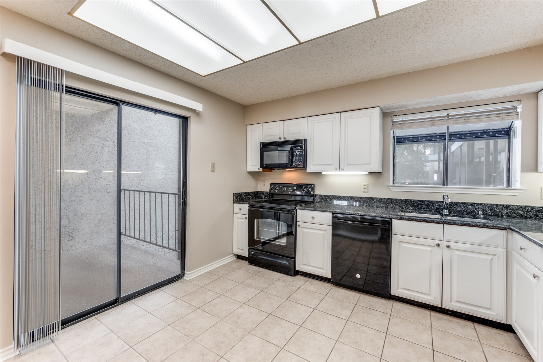 8610 Turtle Creek Boulevard Dallas TX 75225
