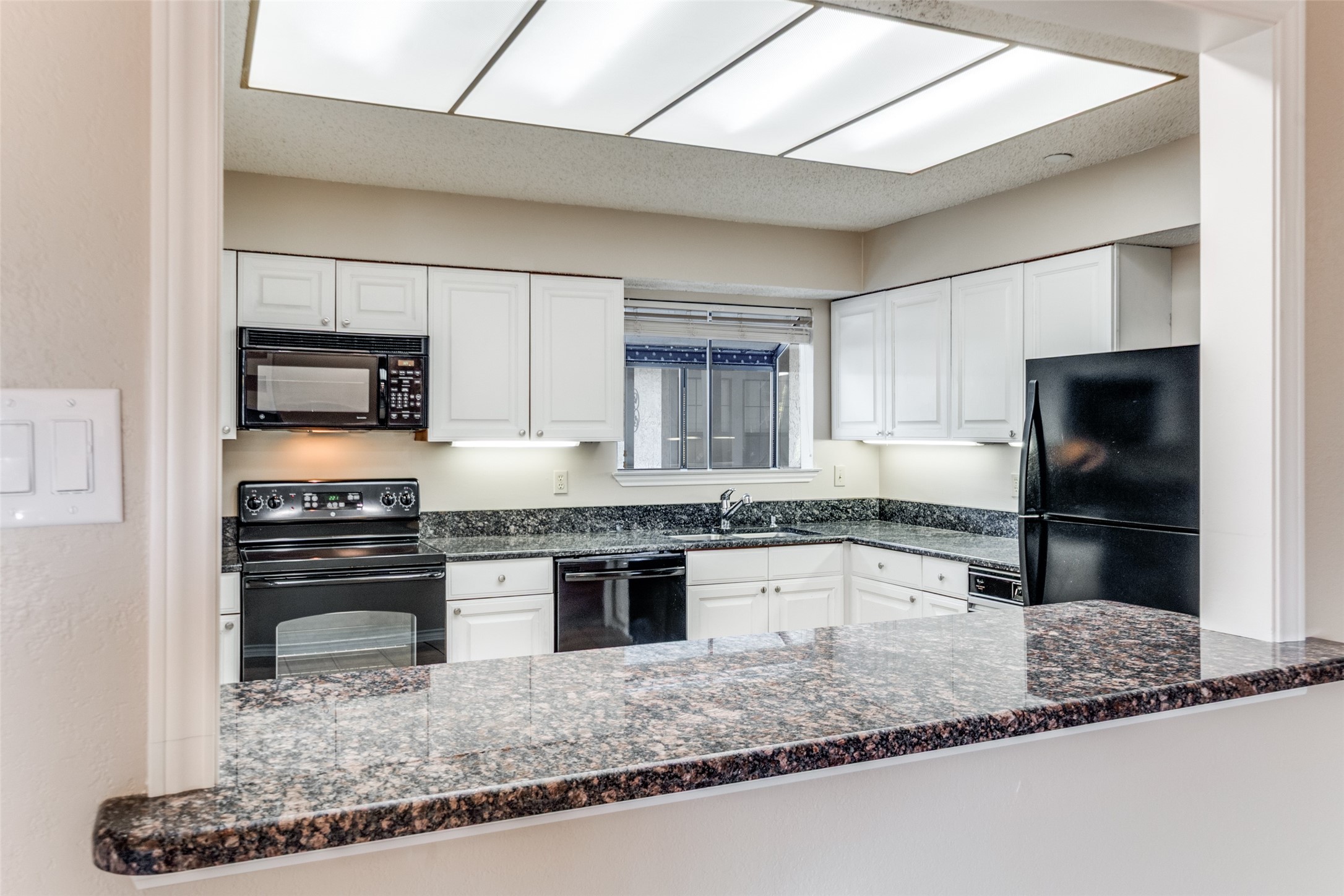 8610 Turtle Creek Boulevard Dallas TX 75225