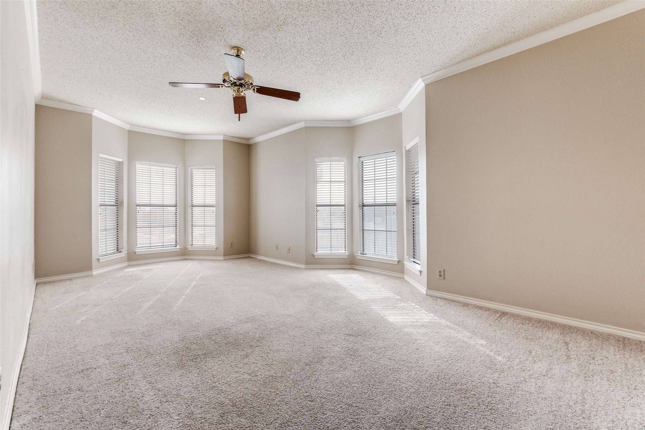 8610 Turtle Creek Boulevard Dallas TX 75225