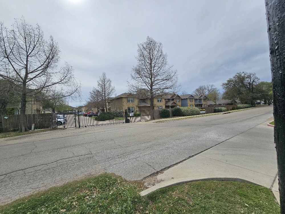 2513 S 2nd Street Waco TX 76706